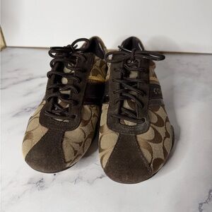 Coach Jayme Signature C Brown Metallic Gold Sneakers | Size 6